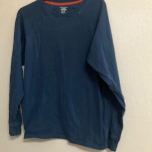 FINAL MARKDOWN Covington men’s long sleeve tee medium